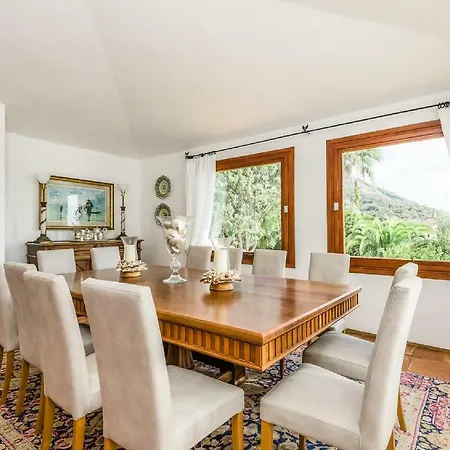 Quarto em Acomodações Particulares Cardebello Porto Cervo