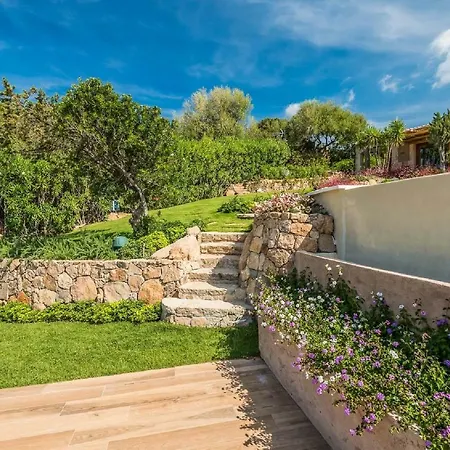 Quarto em Acomodações Particulares Cardebello Porto Cervo