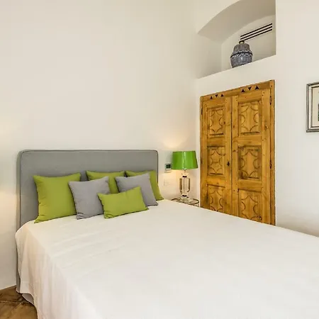 Cardebello Quarto em Acomodações Particulares *