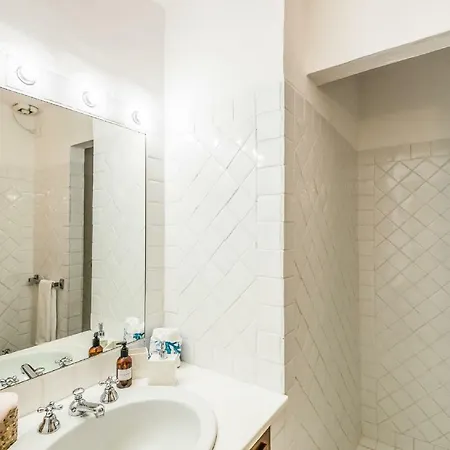 Quarto em Acomodações Particulares Cardebello *